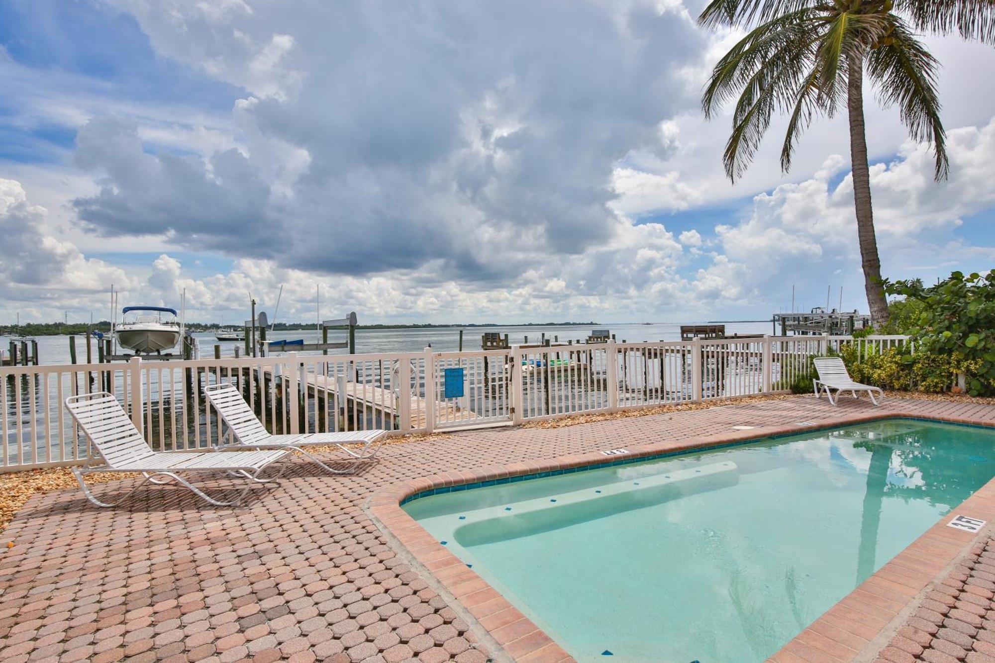 Hibiscus Hideaway B - Top Floor Unit Bradenton Beach Exterior foto
